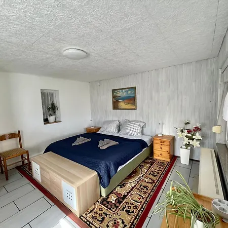 Ankerplatz-2 아파트 *